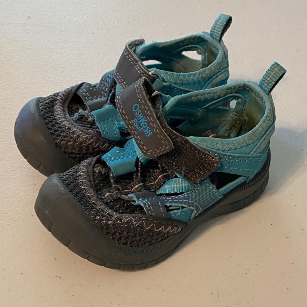 OshKosh B'gosh Kids' Teal and Gray Sandals/Water Shoes